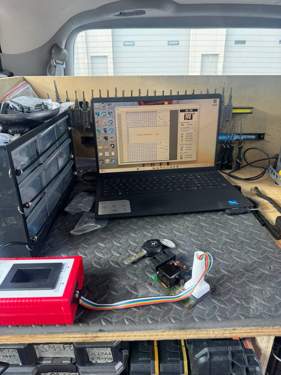 Writing key data on the bench